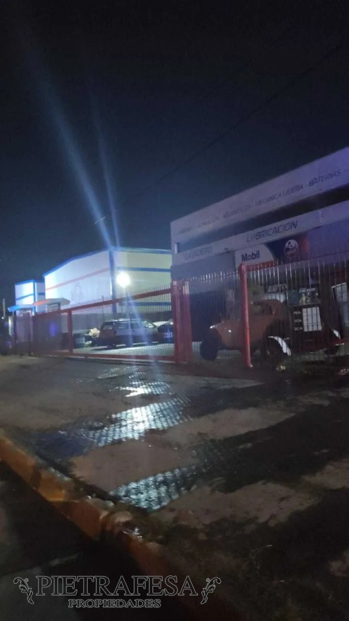 Local Comercial ID.2410 - Gran local comercial en venta con renta-Camino Carrasco-Carrasco Norte