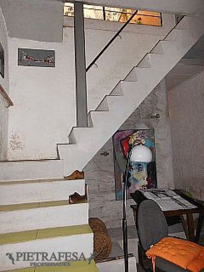 Local Comercial ID.3172 - Venta de Duplex mas monoambiente, 2 baños, 18 de julio esq Juan paullier Cordón.
