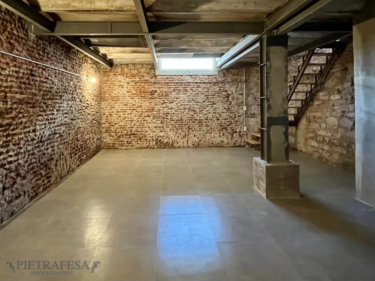 Local Comercial ID.6013 - Local o vivienda en venta con Renta- Isla de flores - Palermo