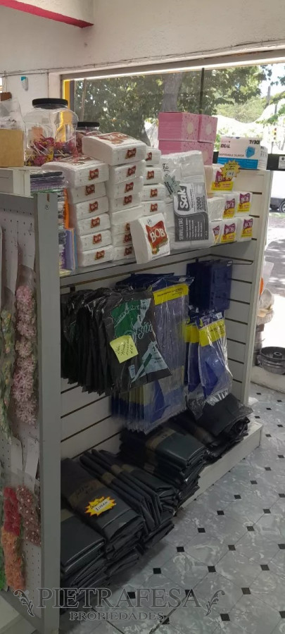 Local Comercial ID.11532 - Llaves de papelería, bazar -Paso Molino