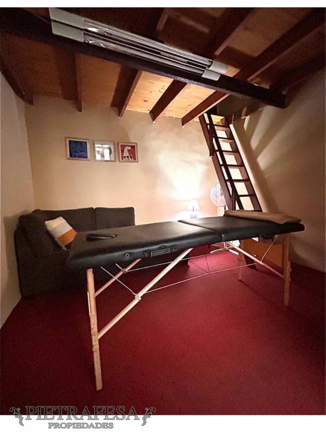 Local Comercial ID.12798 - Llaves de local con consultorios en venta-Centro 