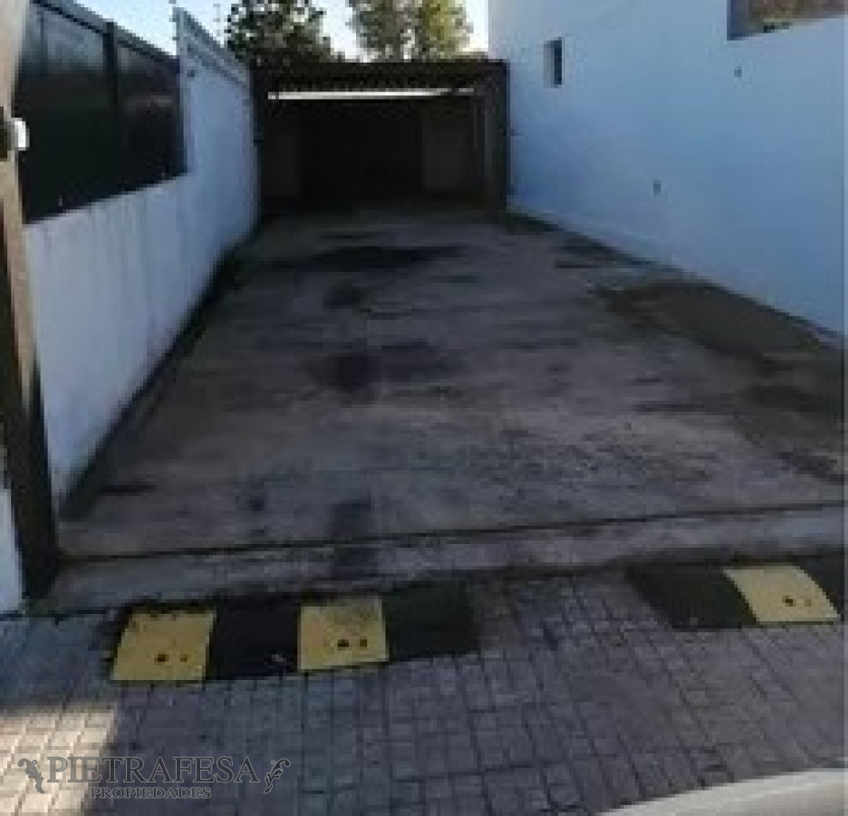 Local Comercial ID.12769 - Local en alquiler, 1baño, oficina. Nuevo Paris.