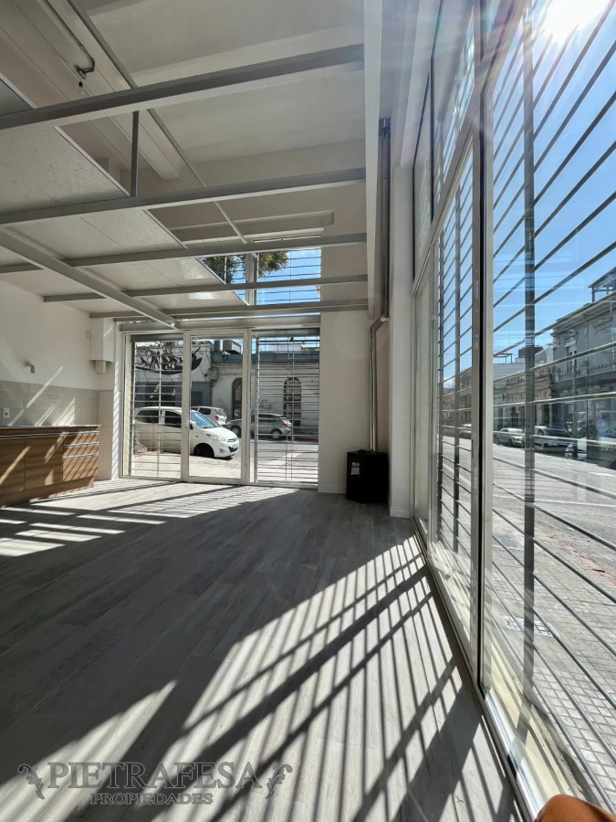 Local Comercial ID.6013 - Local o vivienda en venta con Renta- Isla de flores - Palermo