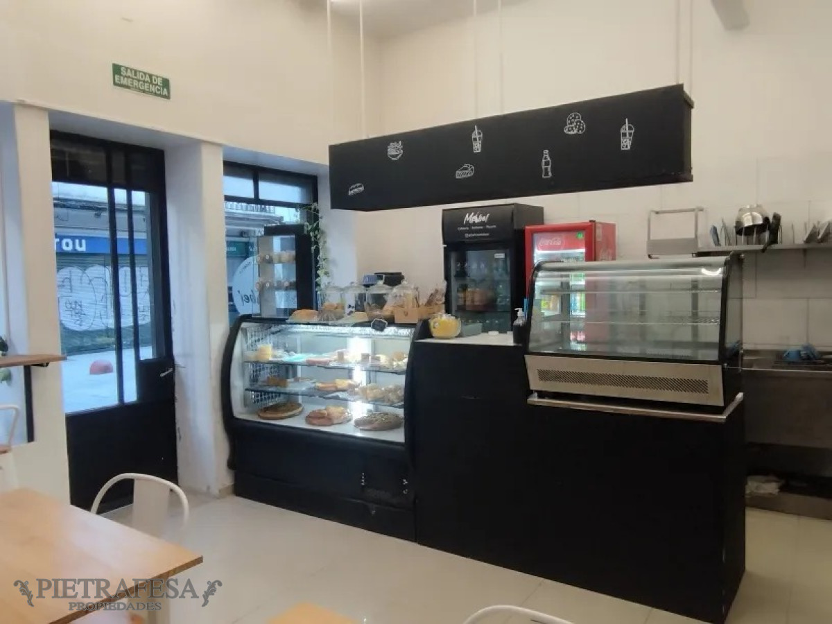 Local Comercial ID.13734 - Llaves de rotisería en venta -Ciudad Vieja