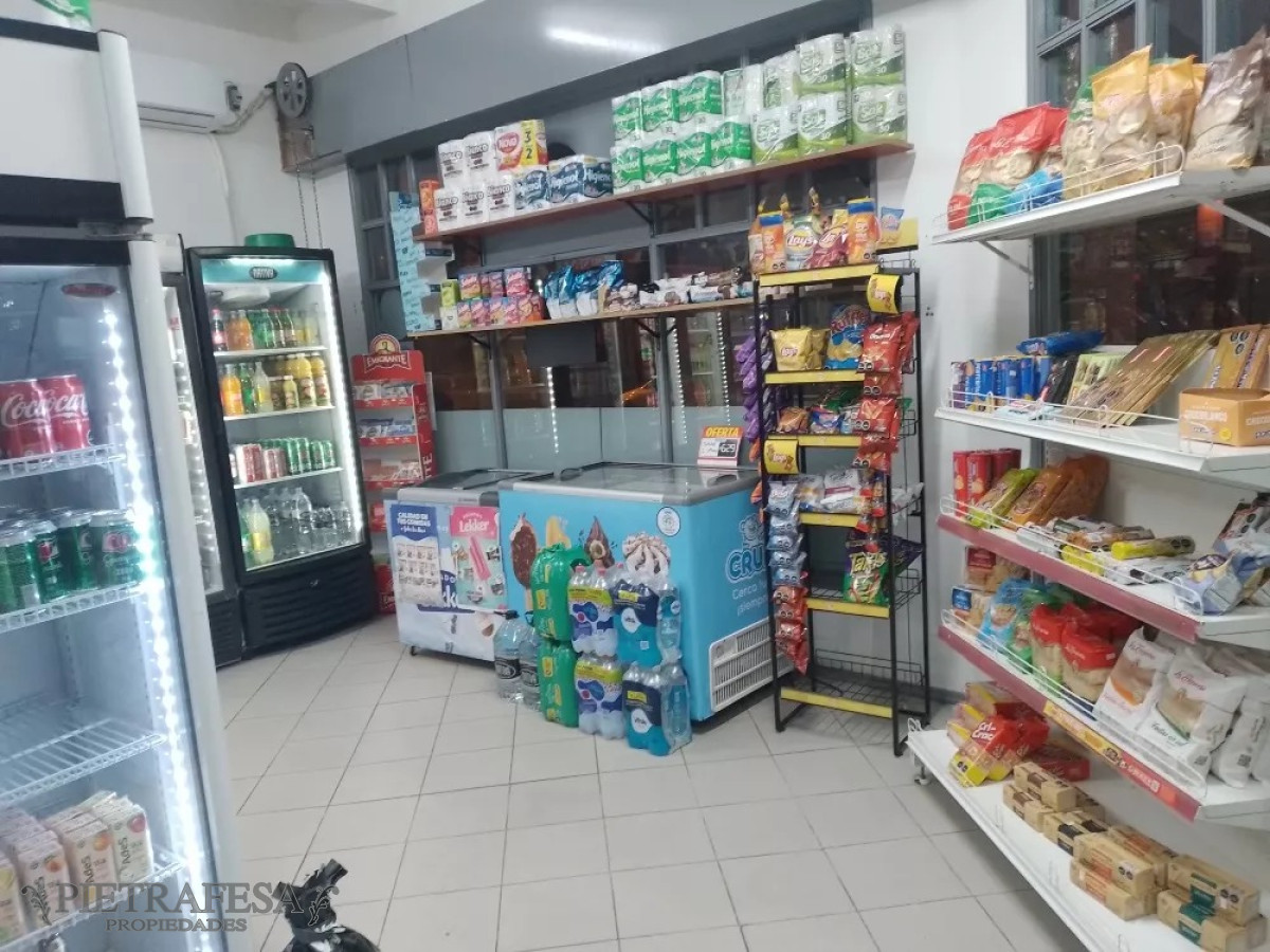 Local Comercial ID.12091 - Llaves de mini mercado en venta-Centro