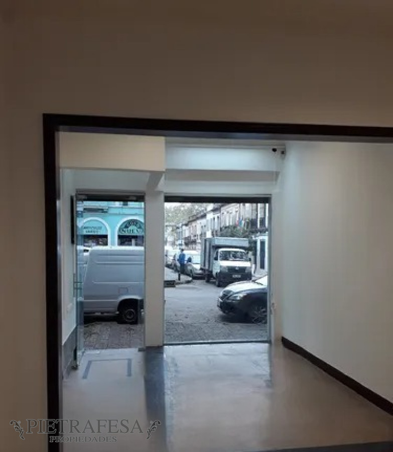 Local Comercial ID.13330 - Locales en alquiler, 1baño, kitchenette. Goes.