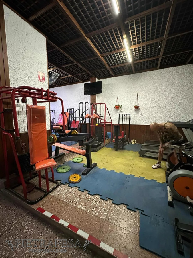 Local Comercial ID.11983 - Llaves de gimnasio en venta-Bella Vista 