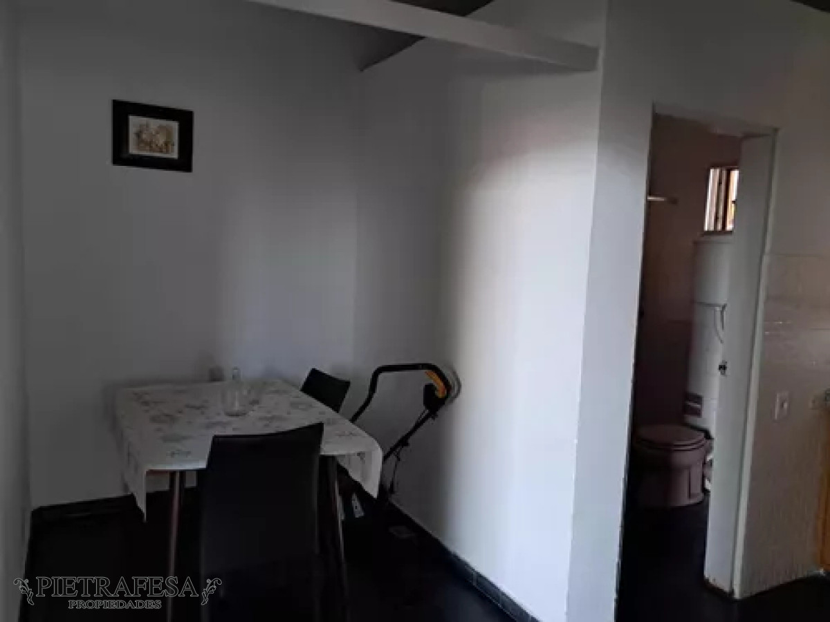 Local Comercial ID.12954 - Local + monoambiente en alquiler, 1 baño. Malvin Norte.
