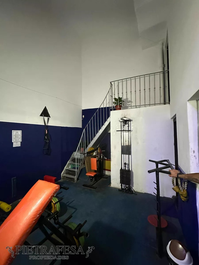 Local Comercial ID.11983 - Llaves de gimnasio en venta-Bella Vista 