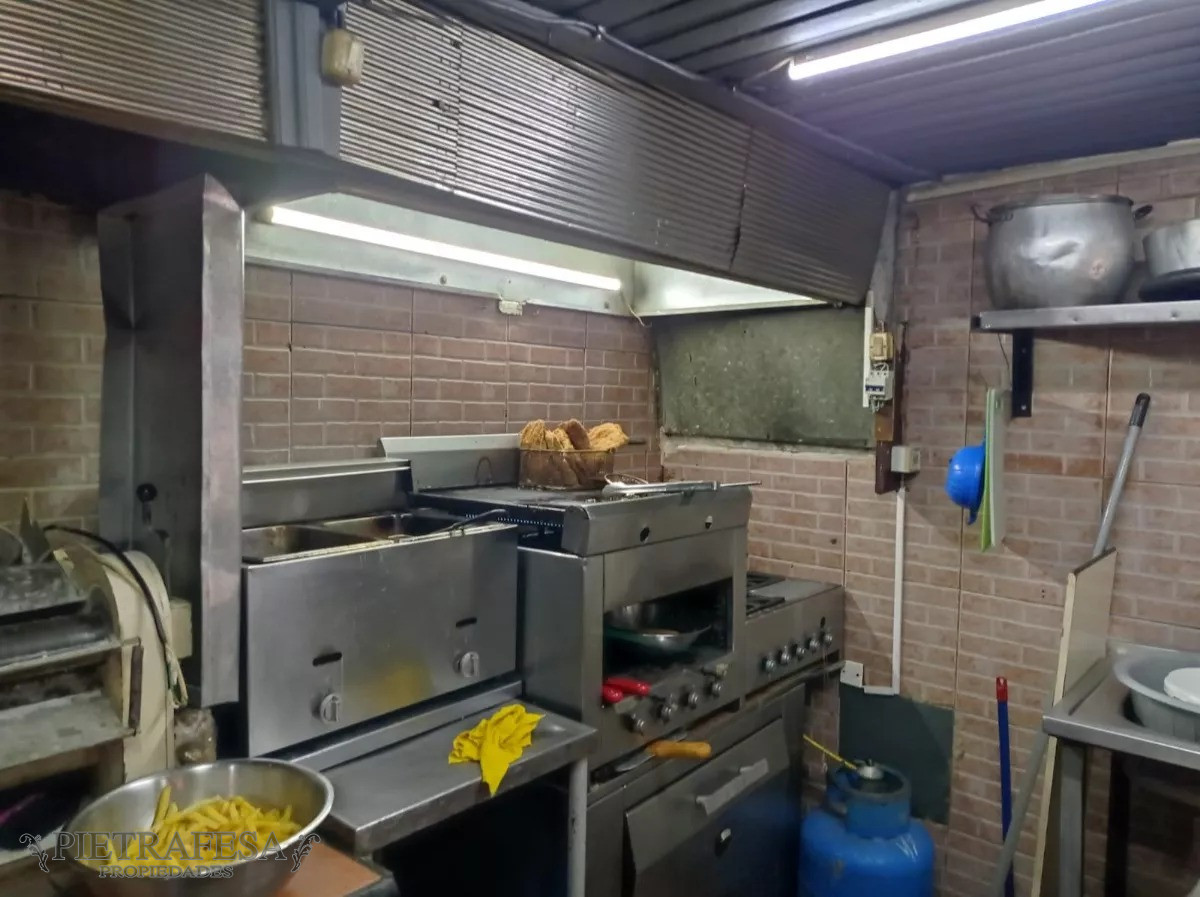 Local Comercial ID.11815 - Llaves de rotisería y pizzería en venta -Aguada