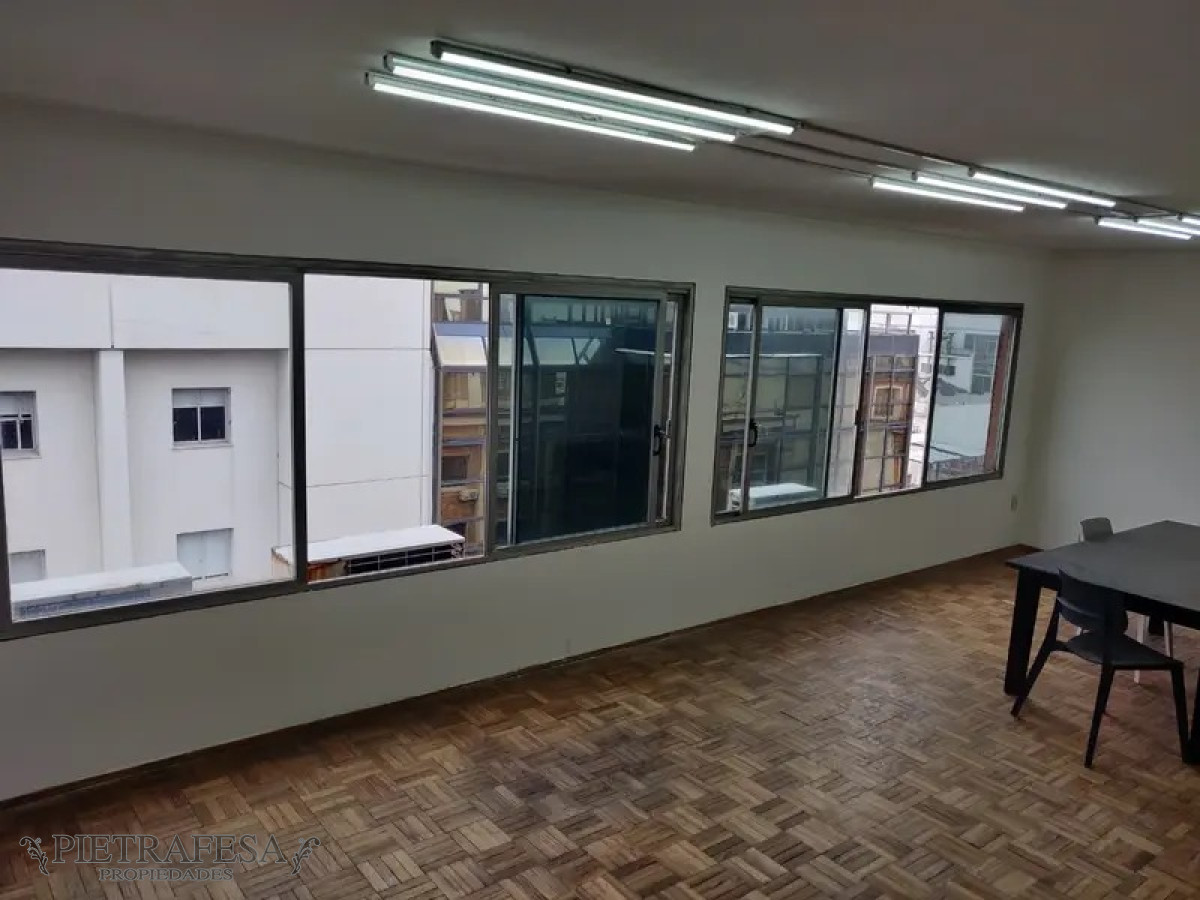 Local Comercial ID.3673 - Oficina en venta - Misiones-Ciudad Vieja