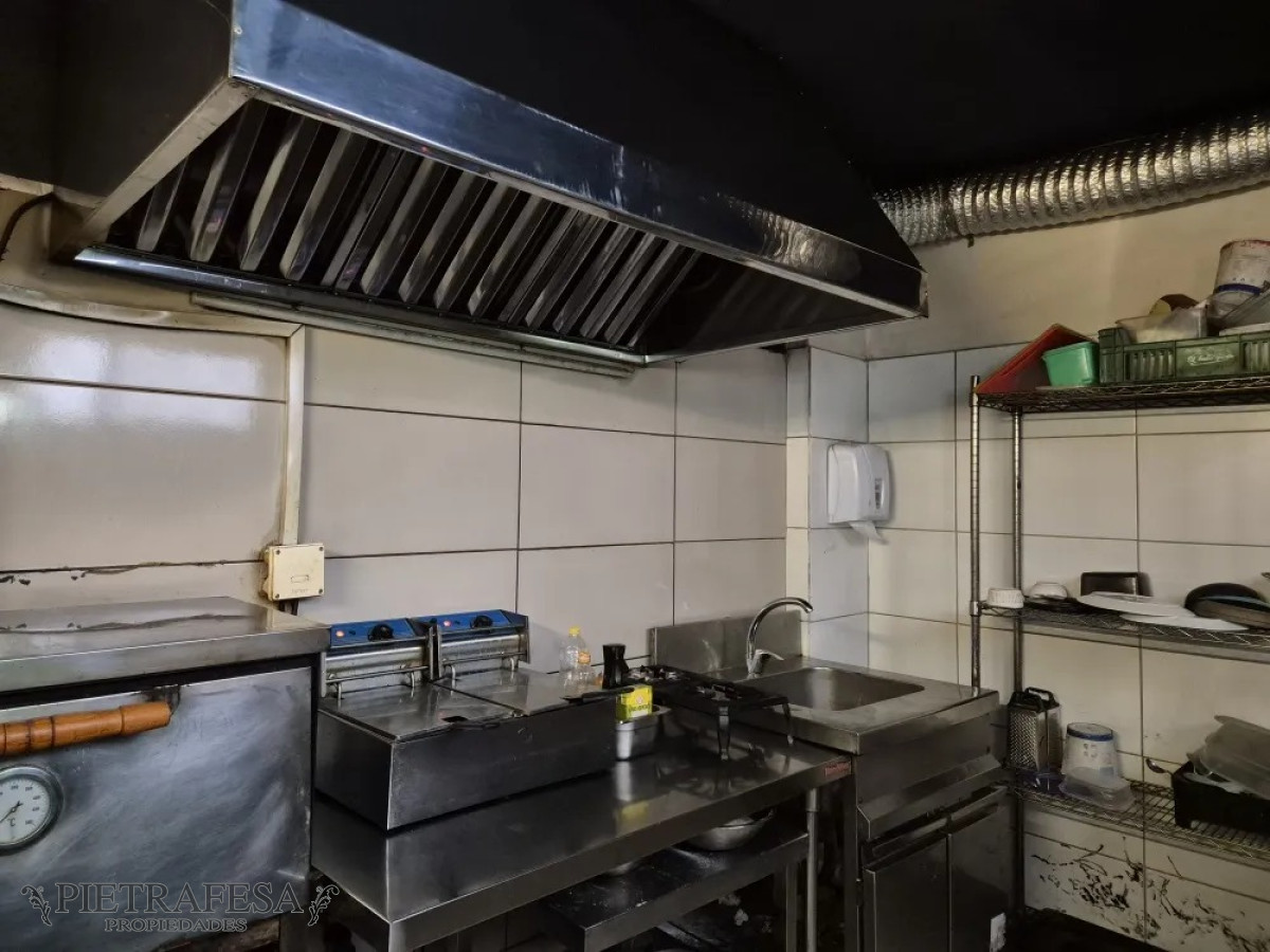 Local Comercial ID.13670 - Llaves de local gastronómico en venta-Parque Rodó