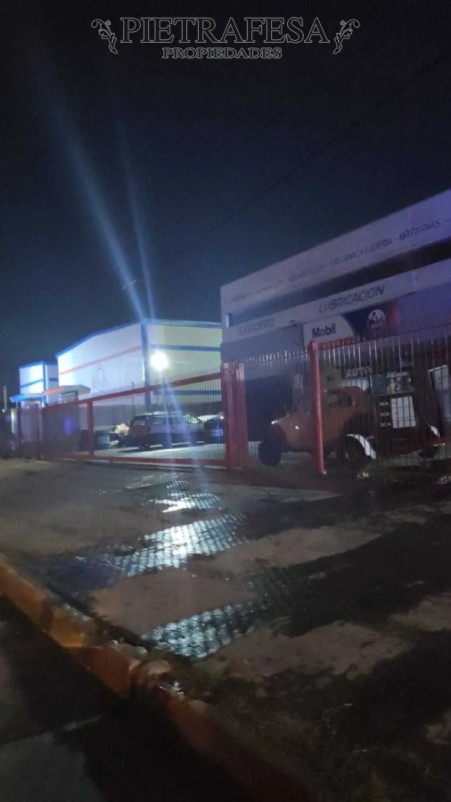 Local Comercial ID.2410 - Gran local comercial en venta con renta-Camino Carrasco-Carrasco Norte