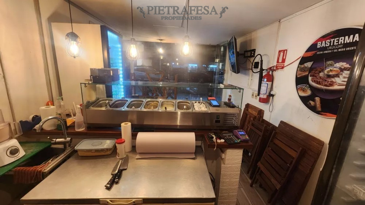 Local Comercial ID.9913 - LLaves de local gastronómico- Pocitos