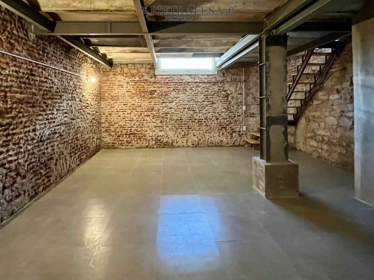 Local Comercial ID.6013 - Local o vivienda en venta con Renta- Isla de flores - Palermo