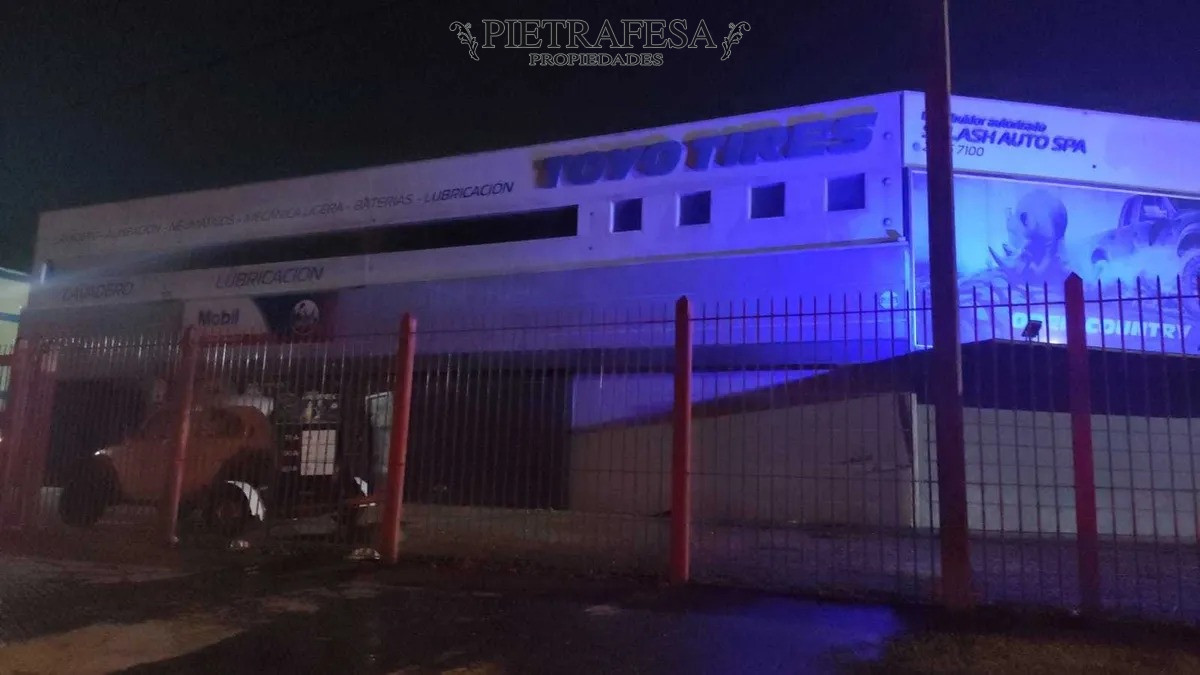 Local Comercial ID.2410 - Gran local comercial en venta con renta-Camino Carrasco-Carrasco Norte