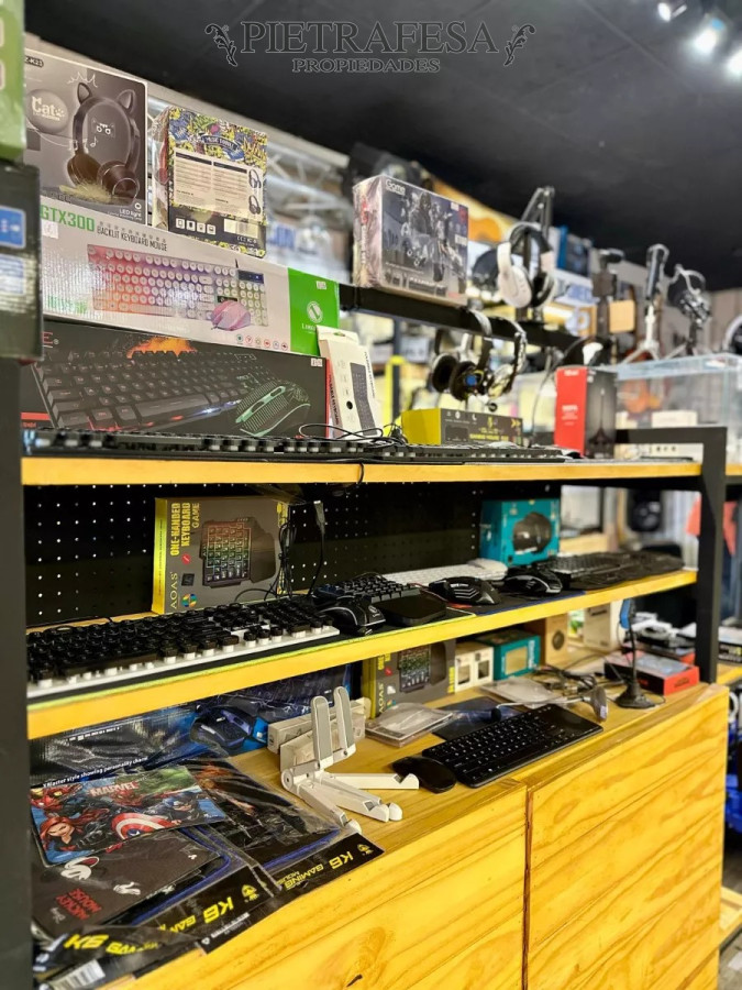 Local Comercial ID.10337 - Llaves de tienda electrónica-Buceo 