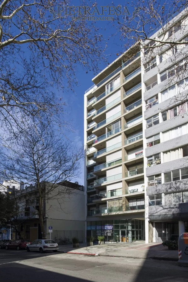 Local Comercial ID.8341 - Local en venta con renta- Constituyente - Cordón