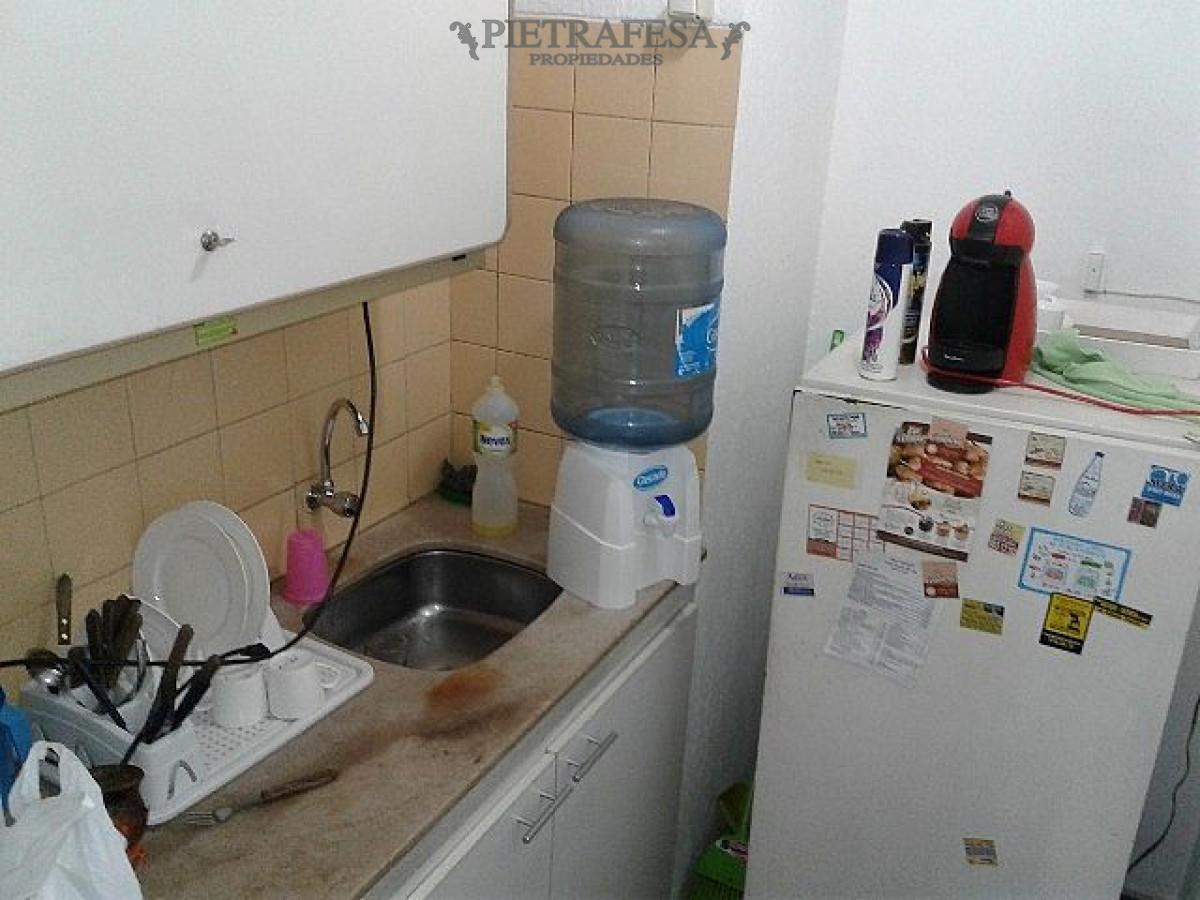 Local Comercial ID.605 - Oficina en venta con terraza - Rio Branco - Centro 