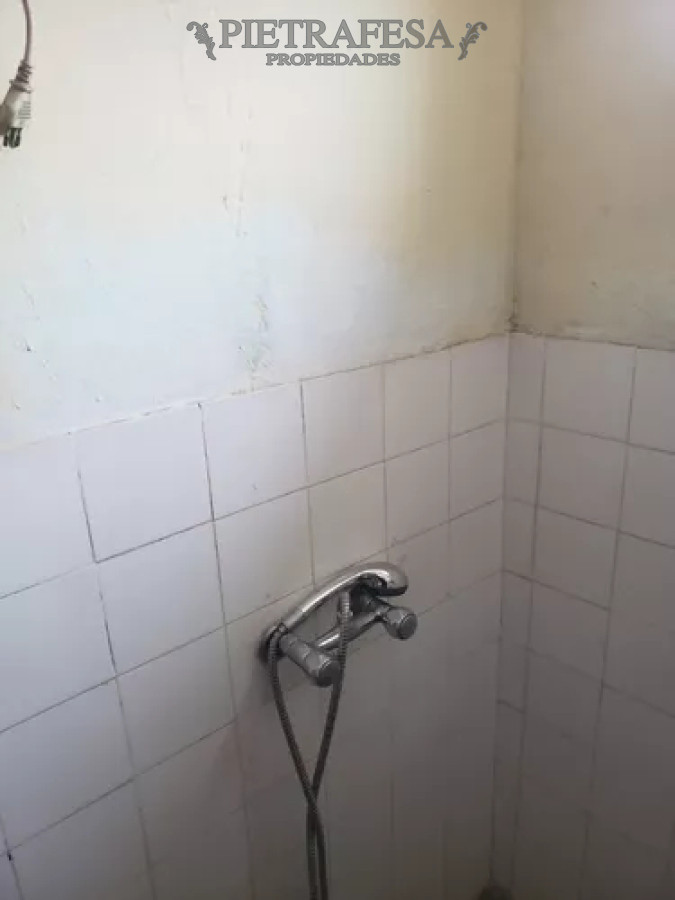 Local Comercial ID.12657 - Local en alquiler, monoambiente, 1baño. Malvin Norte.