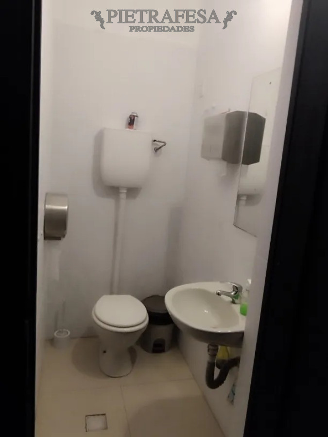 Local Comercial ID.13734 - Llaves de rotisería en venta -Ciudad Vieja