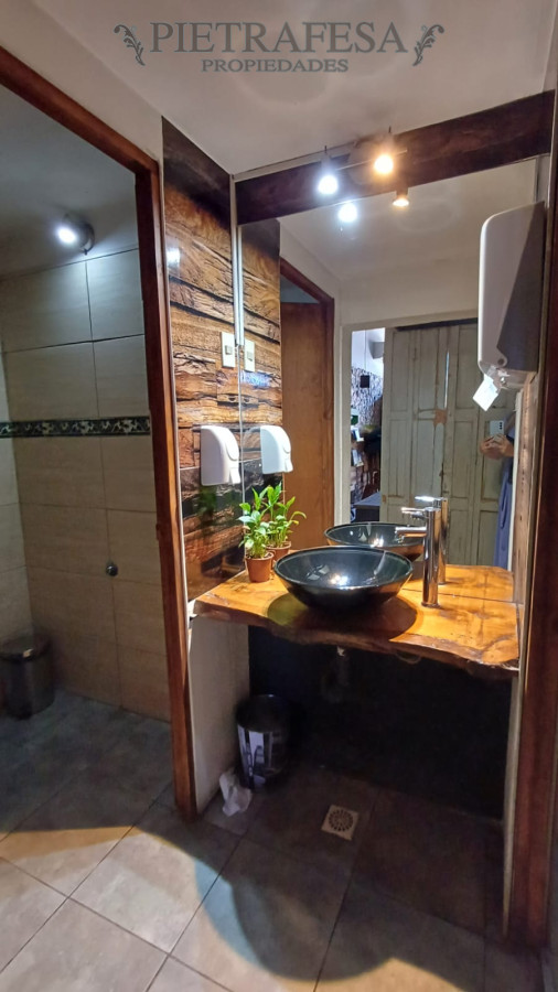 Local Comercial ID.12166 - Llaves de pizzería en venta-Solymar 