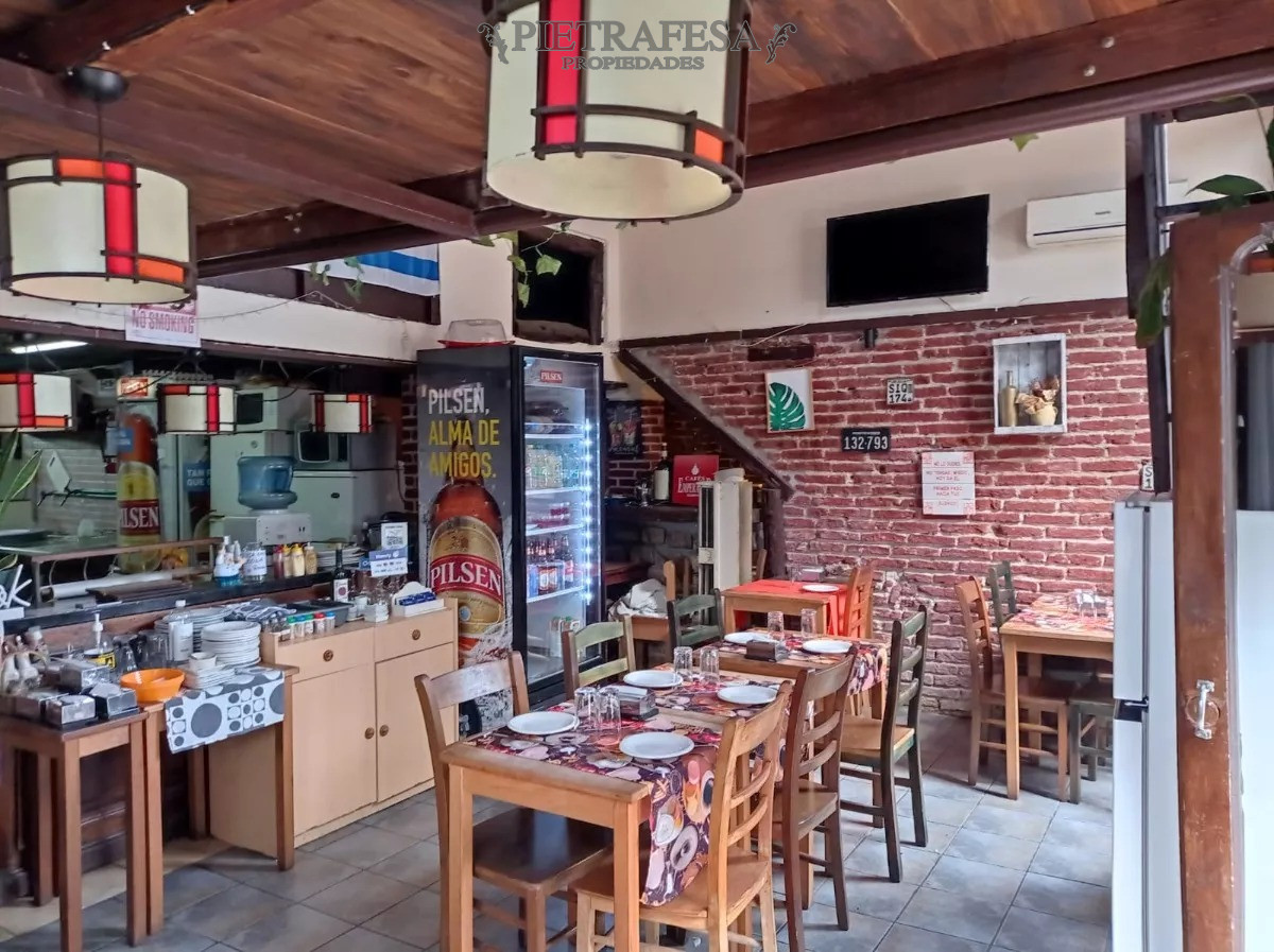 Local Comercial ID.11815 - Llaves de rotisería y pizzería en venta -Aguada
