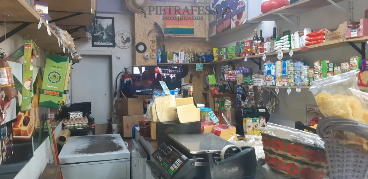 Local Comercial ID.13778 - Llaves de almacén en venta -Cordón 