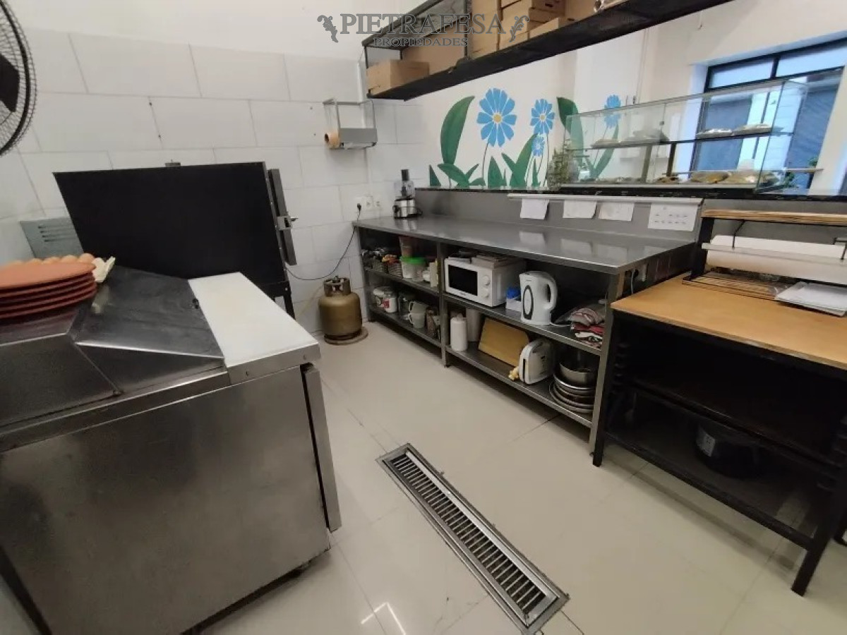Local Comercial ID.13734 - Llaves de rotisería en venta -Ciudad Vieja