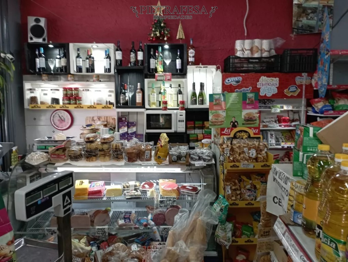 Local Comercial ID.8678 - Venta de llaves de autoservicio-Cordón