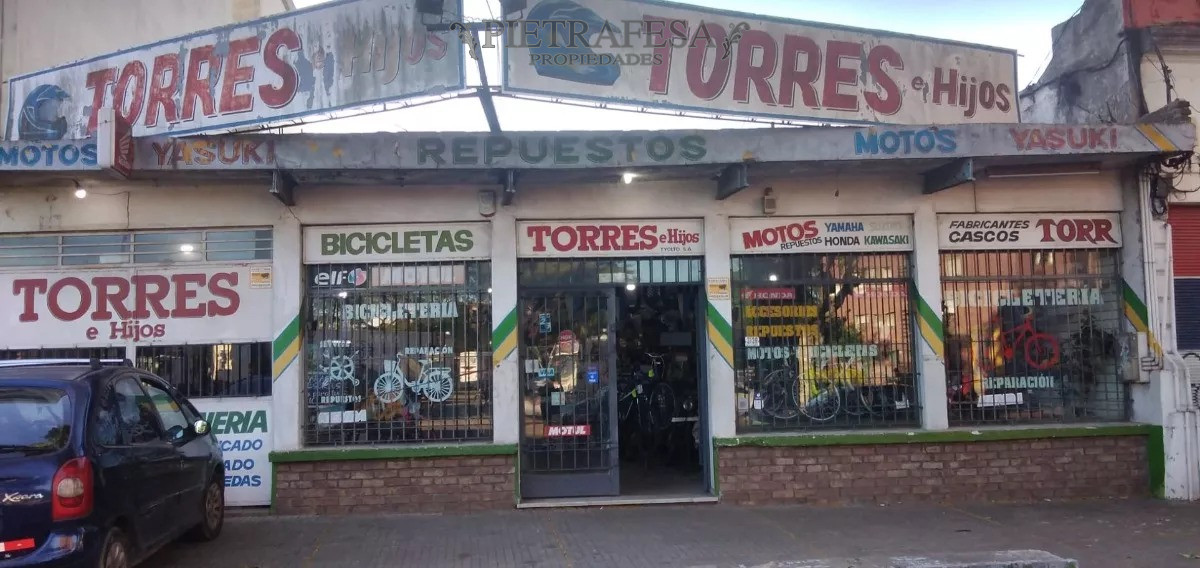 Local Comercial ID.7944 - Local en venta- Gral. Flores - Brazo Oriental