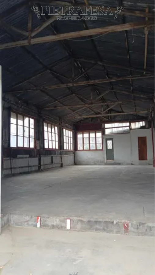 Local Comercial ID.14013 - Local en alquiler, 1 baño. Maroñas.