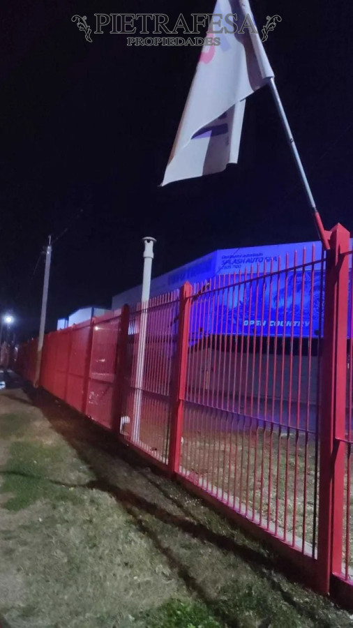 Local Comercial ID.2410 - Gran local comercial en venta con renta-Camino Carrasco-Carrasco Norte