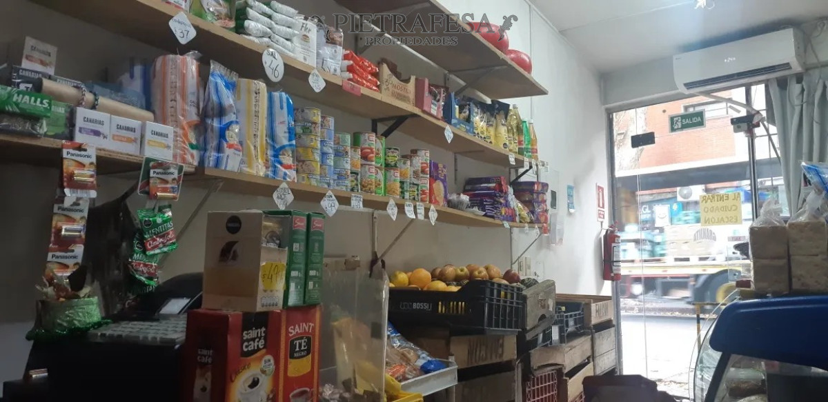 Local Comercial ID.13778 - Llaves de almacén en venta -Cordón 