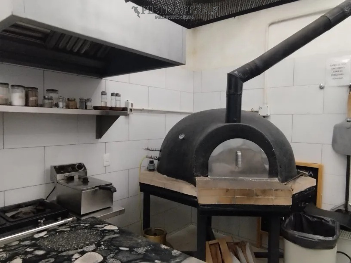 Local Comercial ID.13734 - Llaves de rotisería en venta -Ciudad Vieja