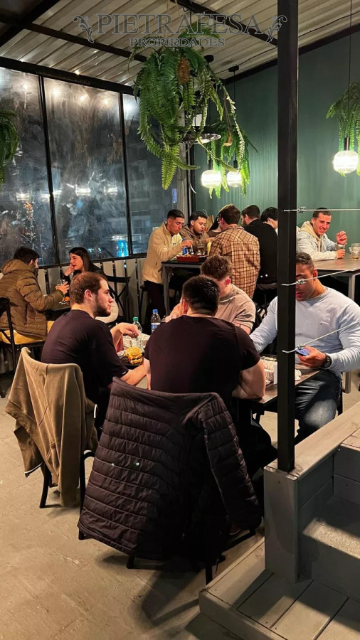 Local Comercial ID.9569 - Llaves de local gastronómico en venta- Punta Carretas