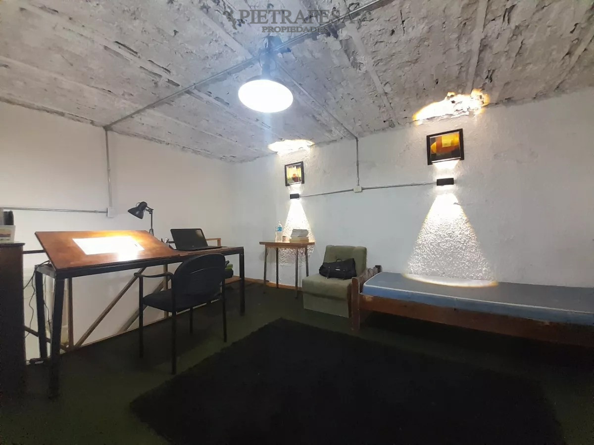 Local Comercial ID.9724 - Llaves de hogar estudiantil en venta-Centro