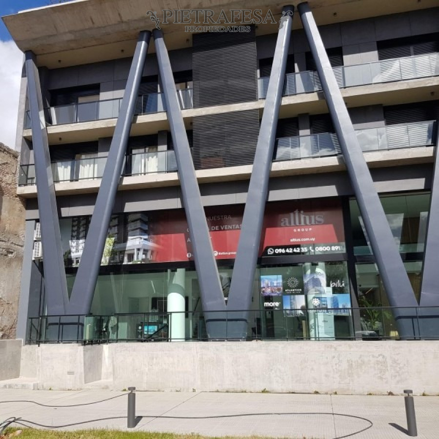 Local Comercial ID.8312 - Local comercial en venta con renta- La Paz- Centro