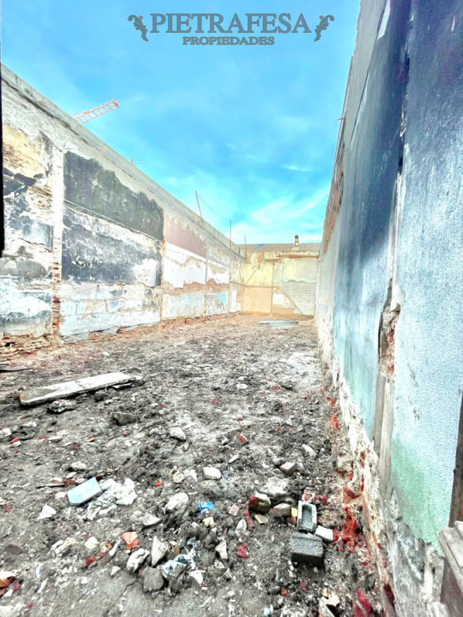 Terreno ID.15109 - Padrón único en venta, excelente punto. Cordón. 