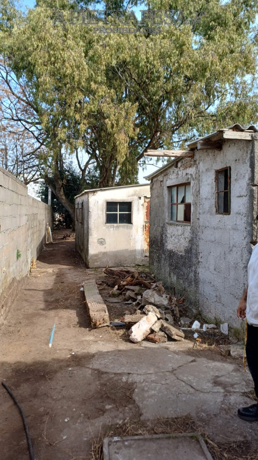 Terreno ID.14214 - Terreno de 650 m² - Alberto Zum Felde esq. Godoy