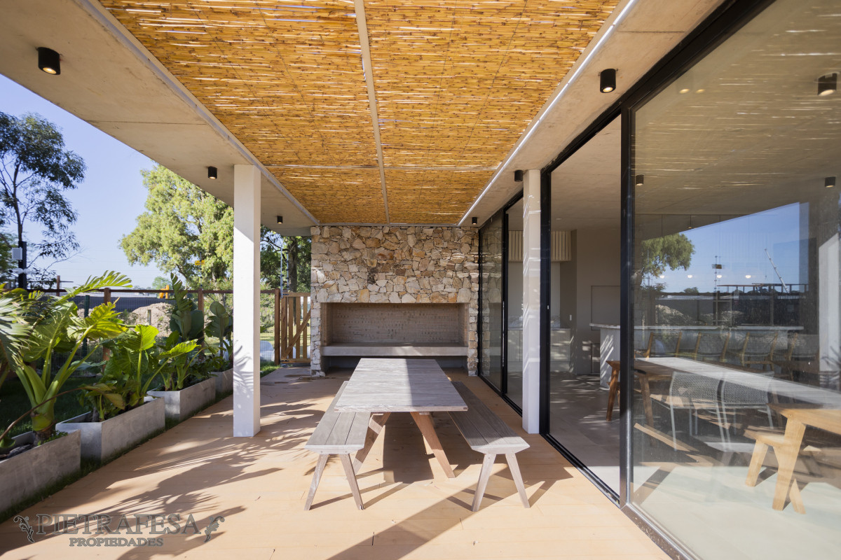 Apartamento ID.6400 - Apartamento en venta a estrenar 3 dormitorios, 2 baños y cochera con terraza- Av. de las Américas-Carrasco