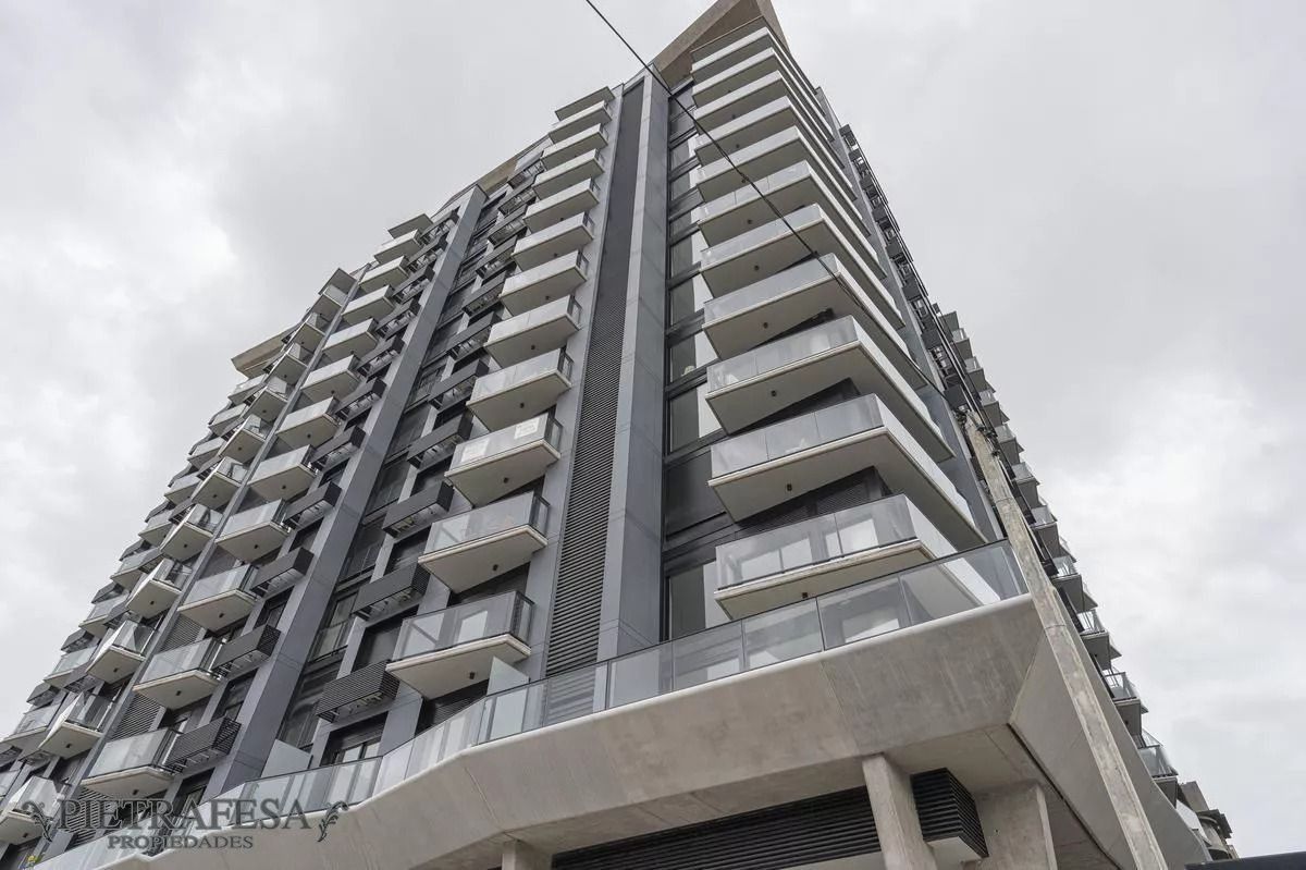 Apartamento ID.7786 - Apartamento en venta a estrenar 3 dormitorios, 2 baños, garaje y terraza - Paraguay - Centro