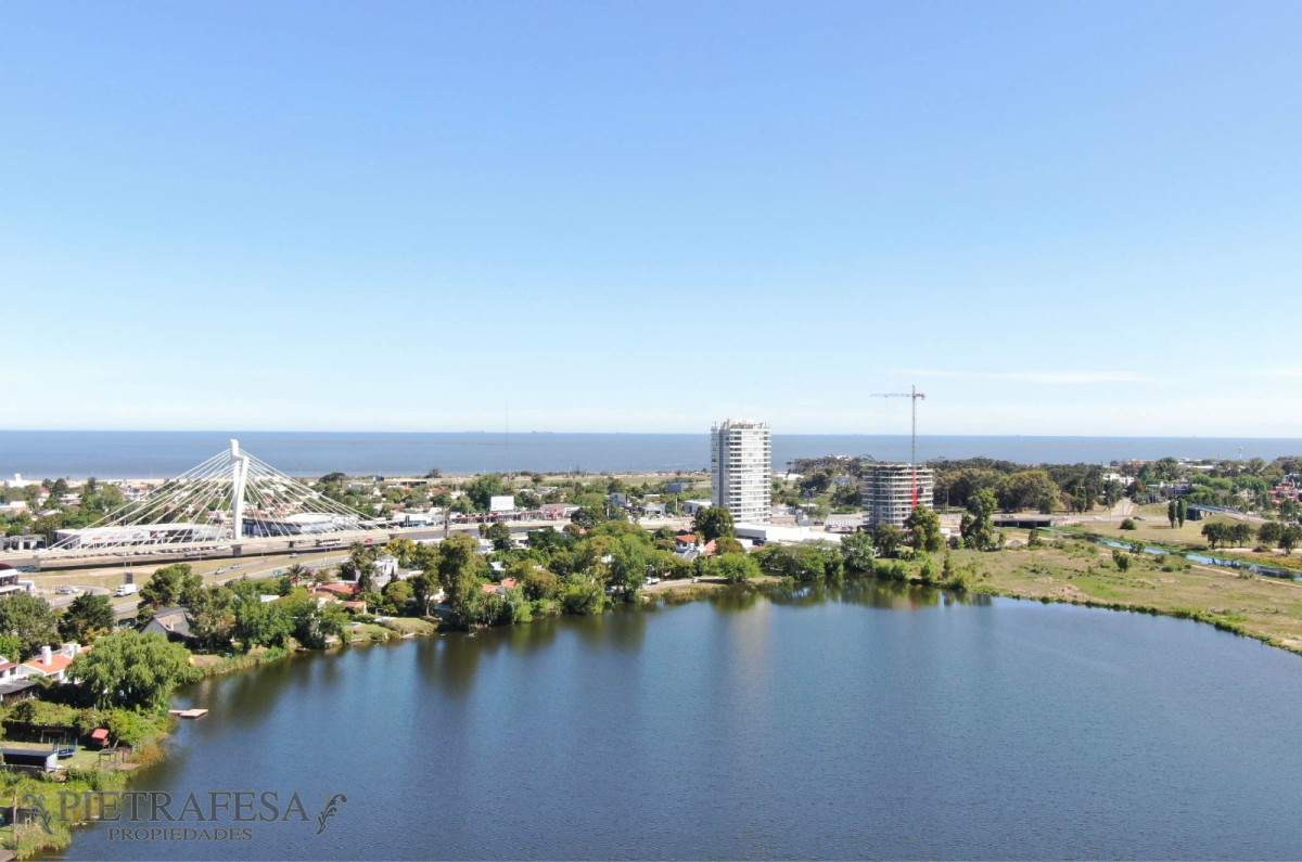 Apartamento ID.6400 - Apartamento en venta a estrenar 3 dormitorios, 2 baños y cochera con terraza- Av. de las Américas-Carrasco