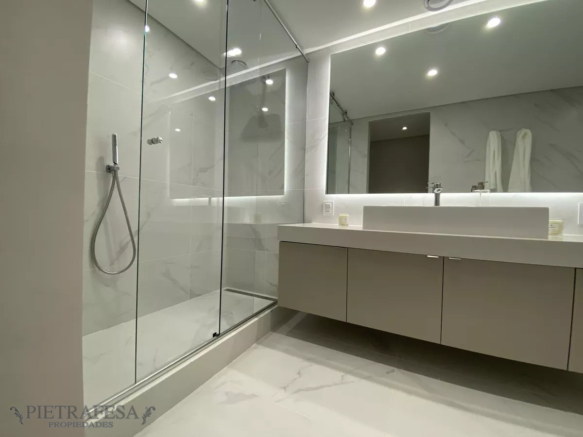 Apartamento ID.5973 - Apartamento a estrenar en venta 4 dormitorios, 5 baños, garaje y terraza-Benito Blanco-Punta Carretas