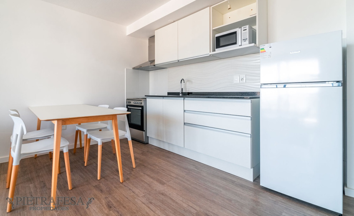 Apartamento ID.5358 - Apartamento a estrenar 2 dormitorios, 1 baño, terraza con parrillero - 18 de Julio- Cordón