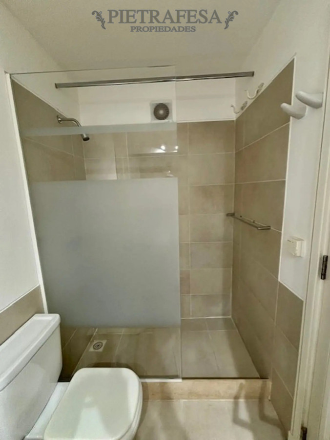 Apartamento ID.13637 - Apartamento en alquiler, 3dormitorios, 3baños, terraza, garaje doble. Carrasco.