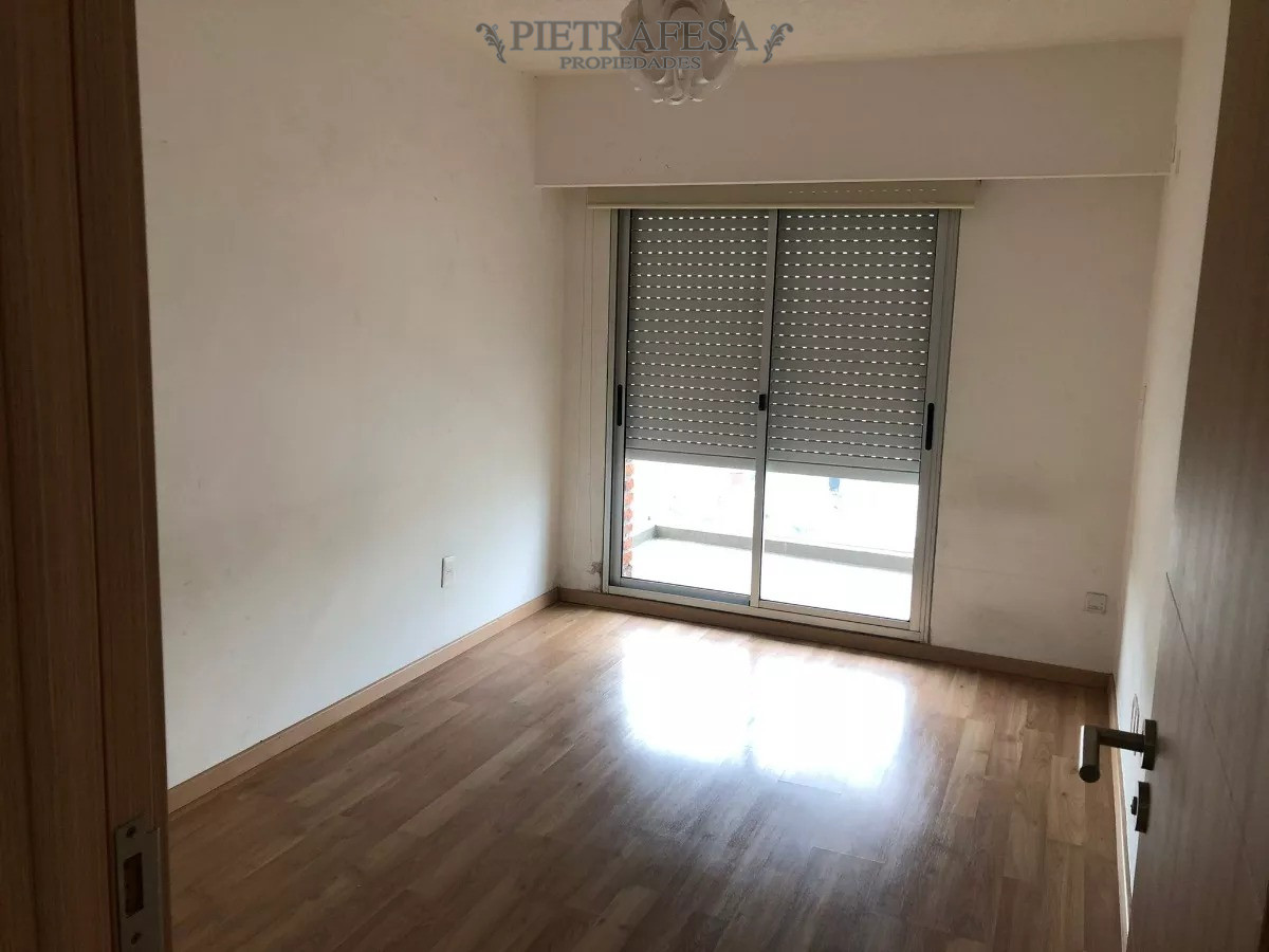 Apartamento ID.9126 - Apartamento 2 dormitorios, con terraza-La Blanqueada (con Renta)