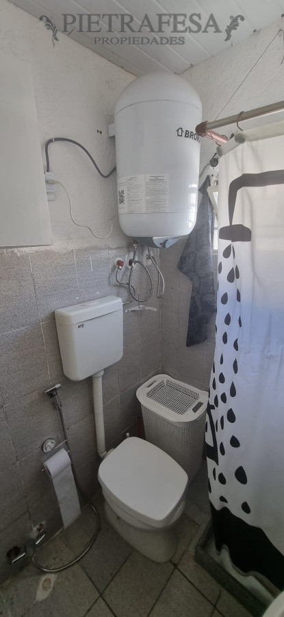 Apartamento ID.14095 - 2 Apartamentos totalmente independiente con renta (Se venden juntos)