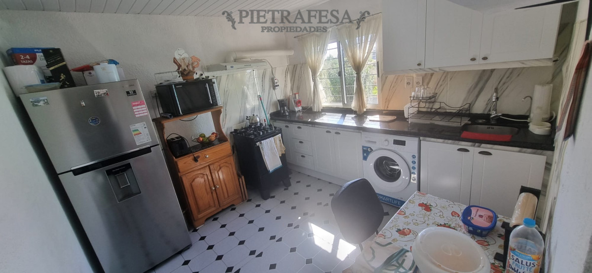 Apartamento ID.14095 - 2 Apartamentos totalmente independiente con renta (Se venden juntos)