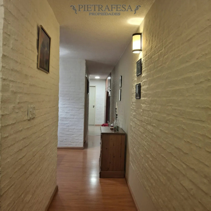 Apartamento ID.15213 - Apartamento en venta, 3 dormitorios, 1 baño. Cordón.